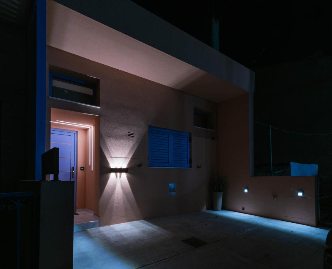 Suites De Luxe Katerina คอคคิโนส เปียร์โกส ภายนอก รูปภาพ