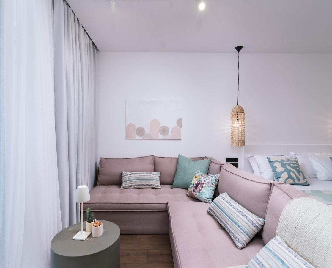 Suites De Luxe Katerina คอคคิโนส เปียร์โกส ภายนอก รูปภาพ